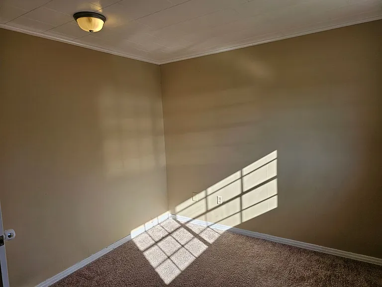 8984 Westwood Dr — Photo 9