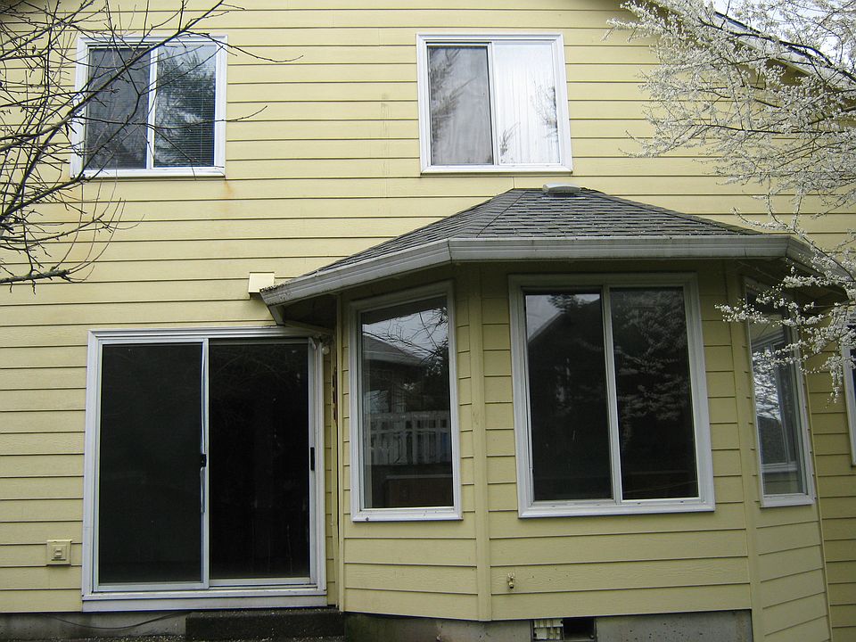 2nd image of 5421 NW 181st Pl