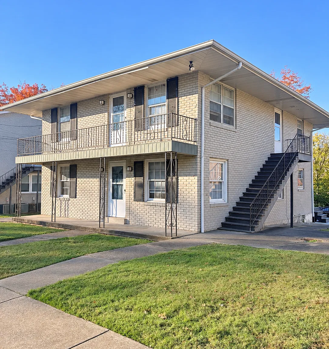 2 bed, 1100 sqft, $995 — Photo 1