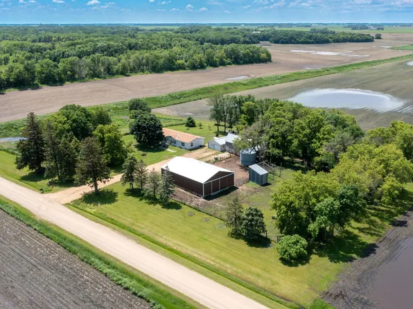 36088 County Road 63, Saint Peter, MN 56082