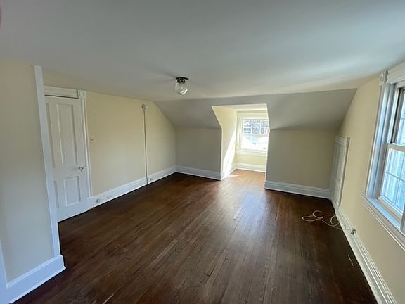 2nd image of 20 N Aurora St #7