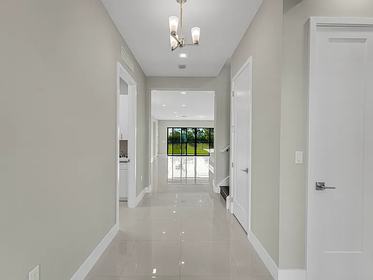 13045 Feathering Way — Photo 2