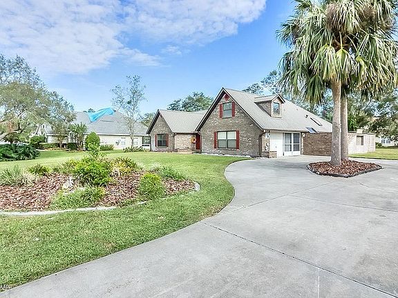 3rd image of 4007 Cree Dr