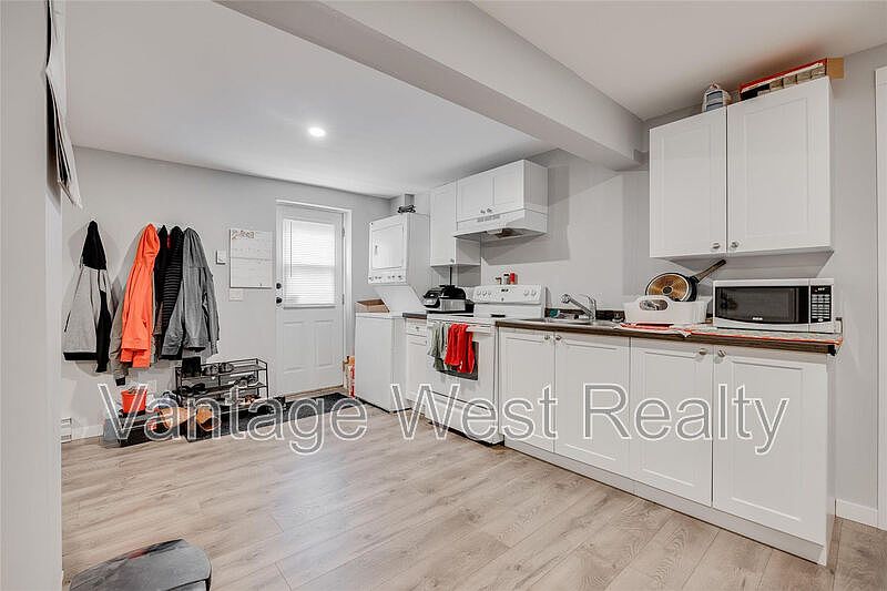 1st image of 903 Purcell Dr #2