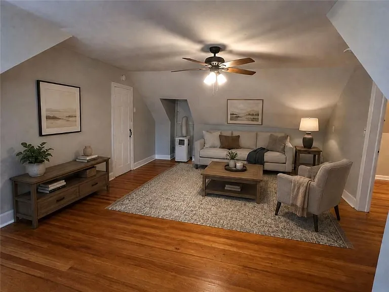 444 Burlington Rd #3 — Photo 3