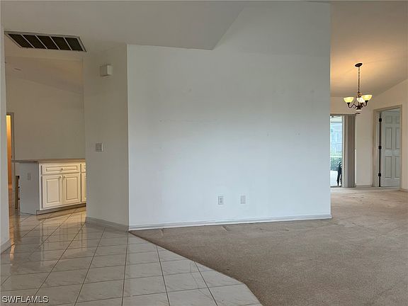 5th image of 1156 SW 46th Ter