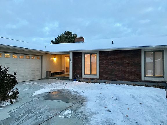 4th image of 2370 Eastview Dr