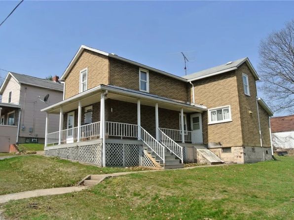 1366 Main St