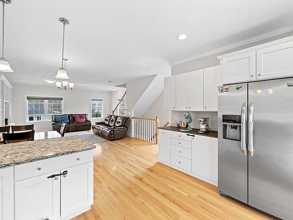 5th image of 1 Sadler Ave #1
