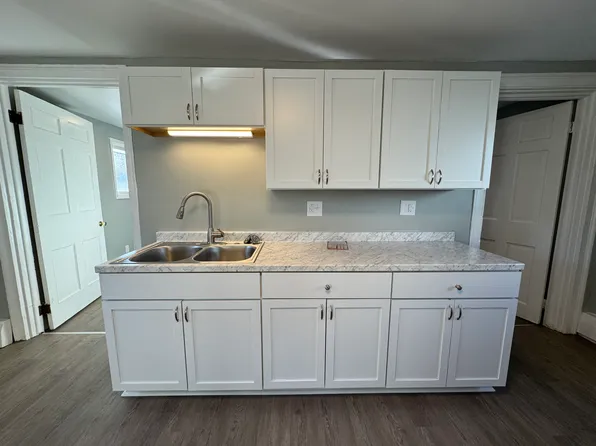 295 Genesee St APT 2, Chittenango, NY 13037