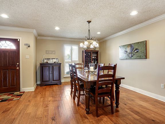 5th image of 3605 Lake Trail Dr