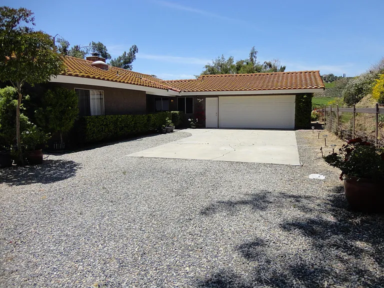 37850 De Portola Rd — Photo 15