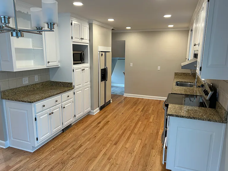 4904 Leatherneck Rd — Photo 11