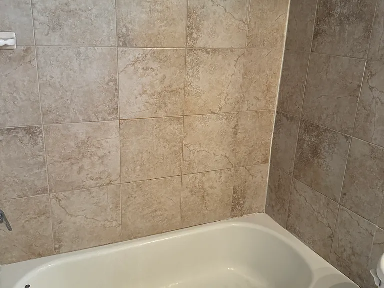 2505 Druid Rd E — Photo 5