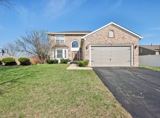 6 Kingsbrooke Ct, Bolingbrook, IL
