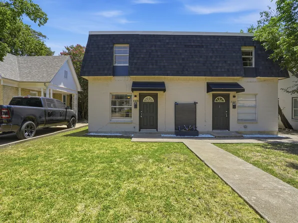 3209 Rogers Ave, Fort Worth, TX 76109