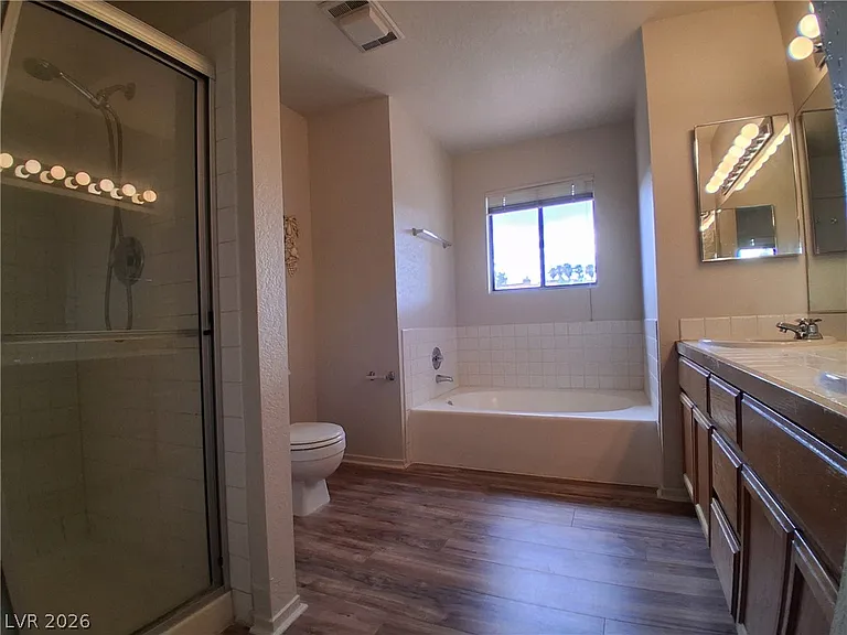 3958 Delos Dr — Photo 14