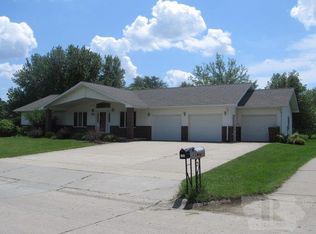 303 W Randall Rd, Carroll, IA 51401