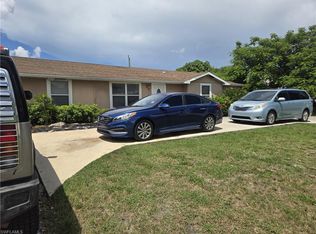 2201 46th St SW, Naples, FL 34116