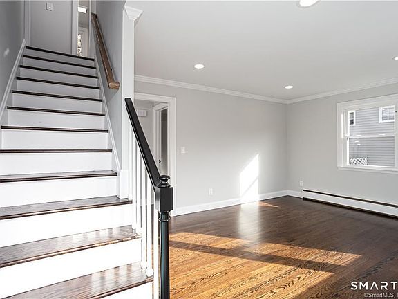 4th image of 78 Rena Place
