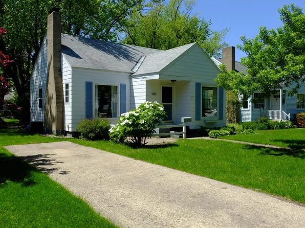 2606 Willa Dr, Saint Joseph, MI 49085