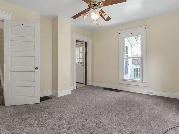 5th image of 566 Kibler Ave
