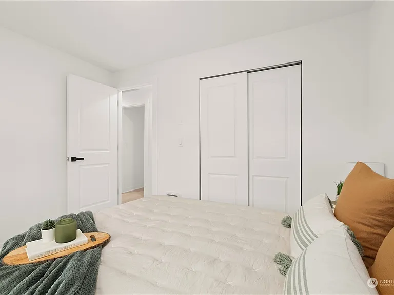 2214 185th Pl SE — Photo 17