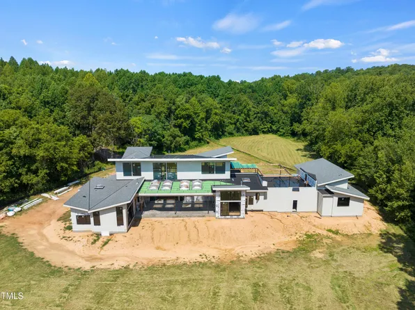 170 Mountaintop Cir, Bear Creek, NC 27312