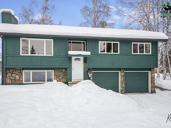 2nd image of 414 Juneau Ave