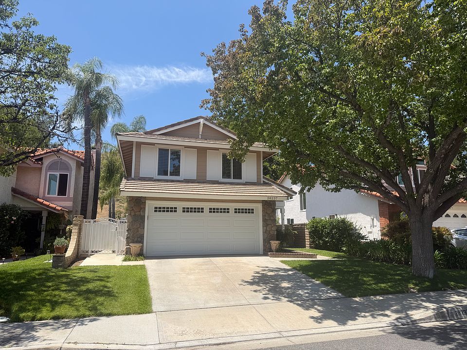 1st image of 28237 Stonington Ln