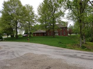 212 Thomas Ln, Waterloo, IL 62298