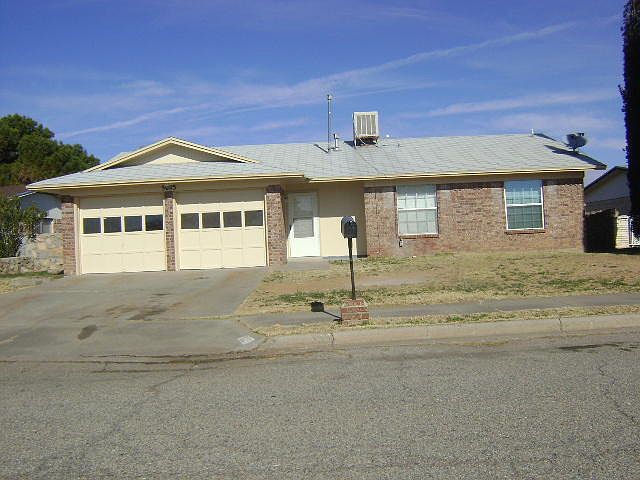1st image of 5025 McCormick Ln