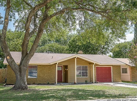 2nd image of 7206 Glen Trail Dr