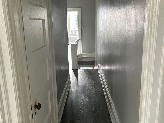 3rd image of 4810 N 11th St Floor 2