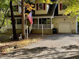 32 Dancing Ridge Rd, East Stroudsburg, PA 18302