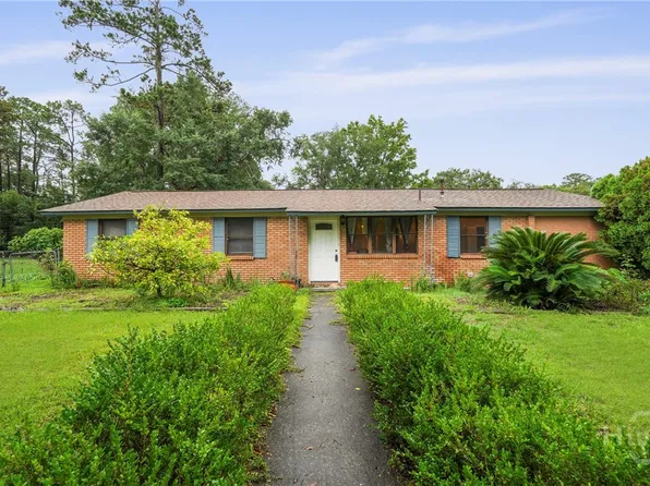 2222 Bacon Park Dr, Savannah, GA 31406