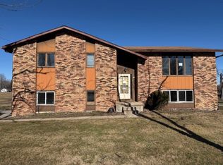 1412 W Grove Rd, Decatur, IL 62521