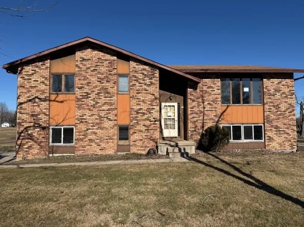 1412 W Grove Rd, Decatur, IL 62521