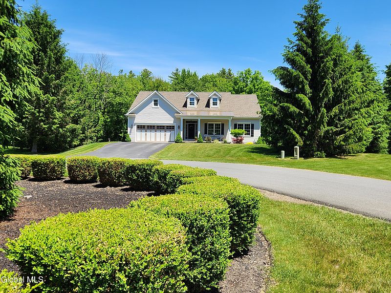 2nd image of 14 Westfall Court