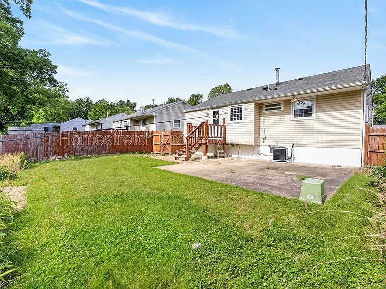 10527 Prestwick Dr — Photo 26