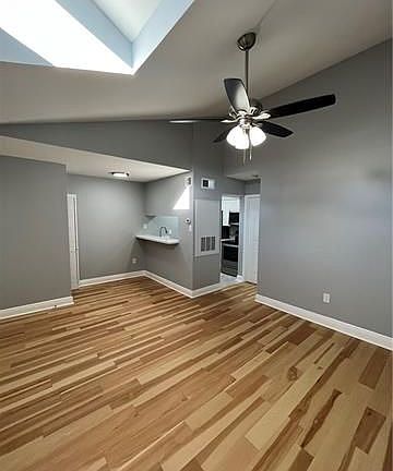 2nd image of 4101 Hessmer Ave APT 313
