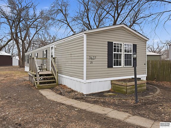 2nd image of 7627 N 101st Plz #25