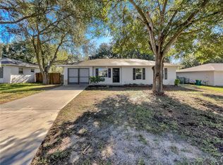 501 Windridge Pl, Tavares, FL 32778