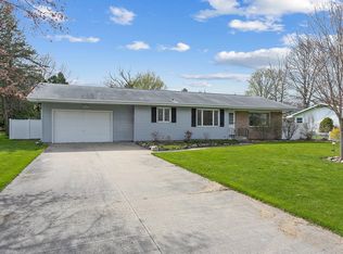 137 S 9th St, HILBERT, WI 54129