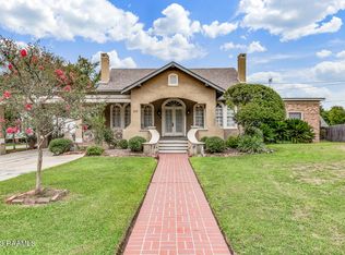 210 S Main St, Abbeville, LA 70510