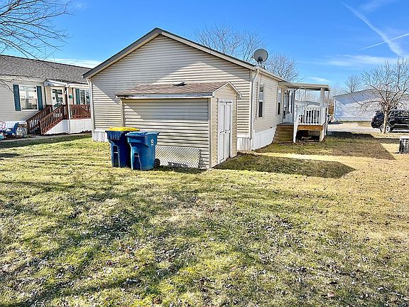 3rd image of 2039 Eastwood St