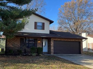 613 Country Meadow Ln, Shiloh, IL