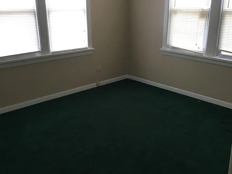 1812 W Ash Ave — Photo 4