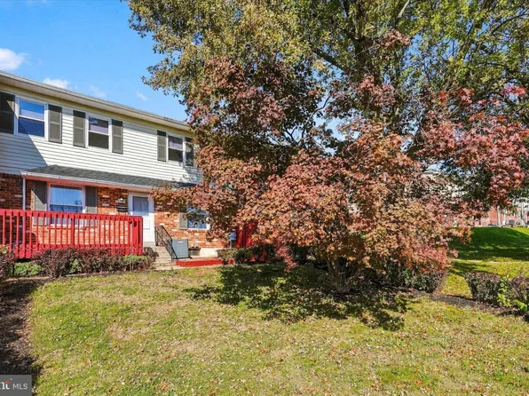 1309 Whitpain Hls, Blue Bell, PA 19422