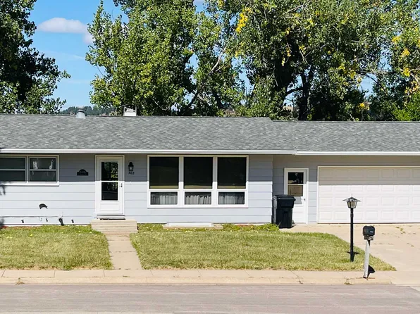308 Lariat Dr, Spearfish, SD 57783